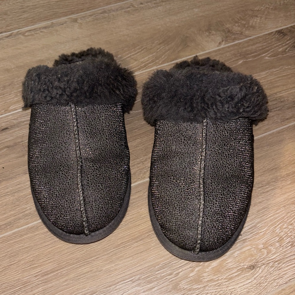 UGG SCUFFETTE SLIPPER CAVIAR DARK GREY - Picture 1 of 7